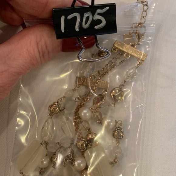 Lia Sophia triple strand glass faceted faux pearl gold chain statement necklace - Picture 5 of 5